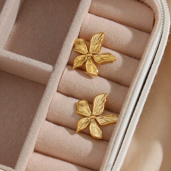 Textured Flower Stud Earrings - Image 2