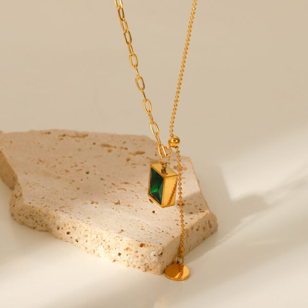 The Bryony Emerald Necklace - Image 3